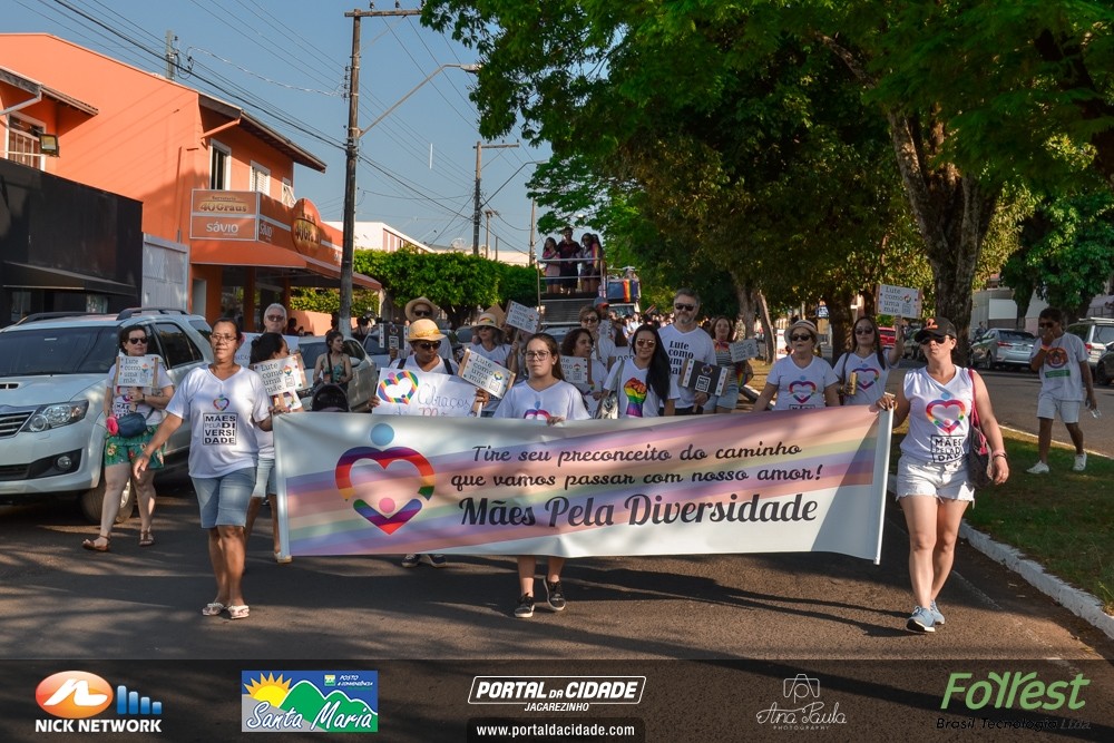 2a-marcha-cultural-da-diversidade-algbti-de-jacarezinho-5d800b38cbf0f