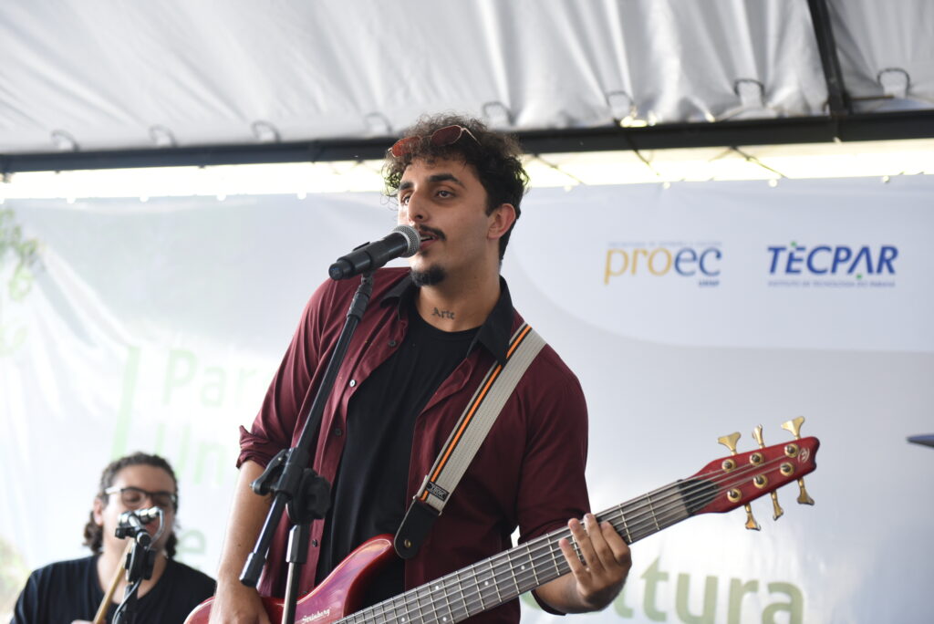 804D9E6C-02A3-4EA1-9733-D02778A7AE7C