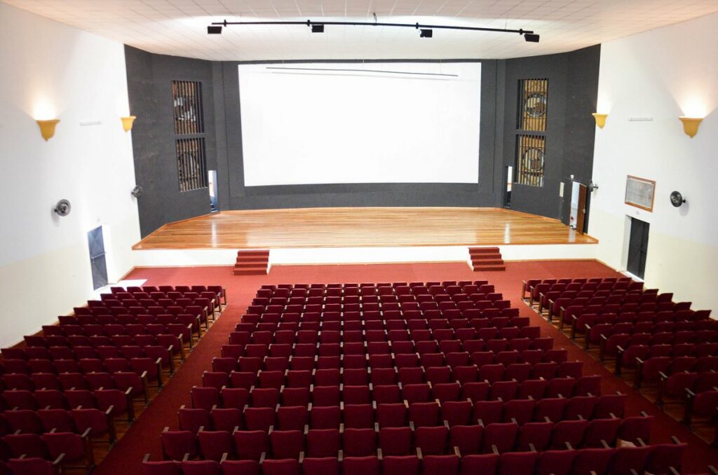 espaco-amplamente-reformado