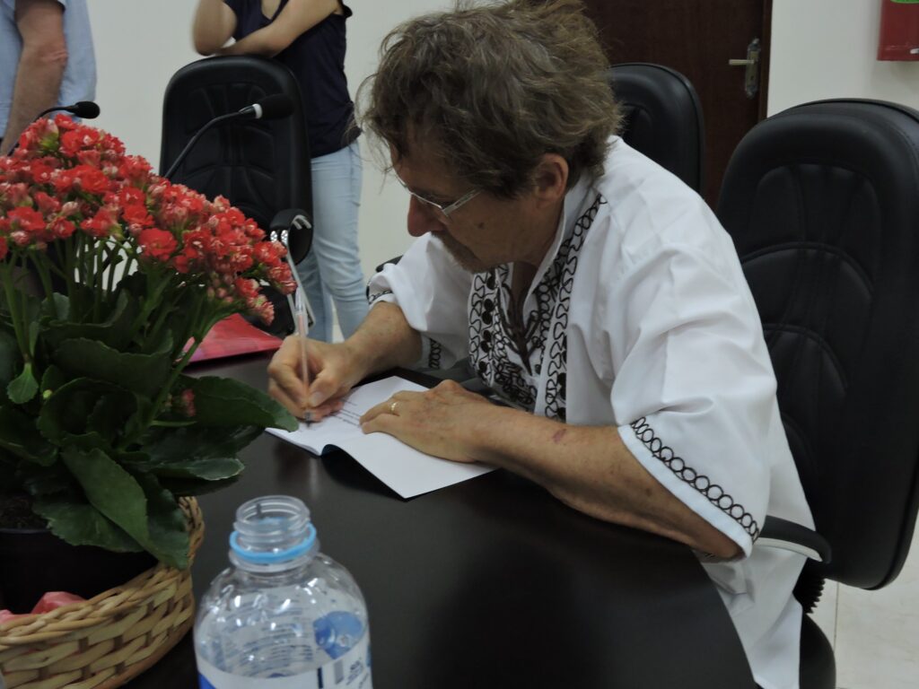 72662499_10218924424495913_2408710078703075328_n