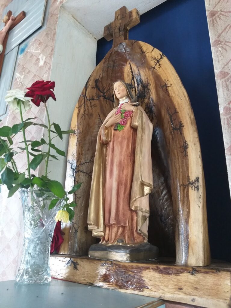 Capela Santa Terezinha 4