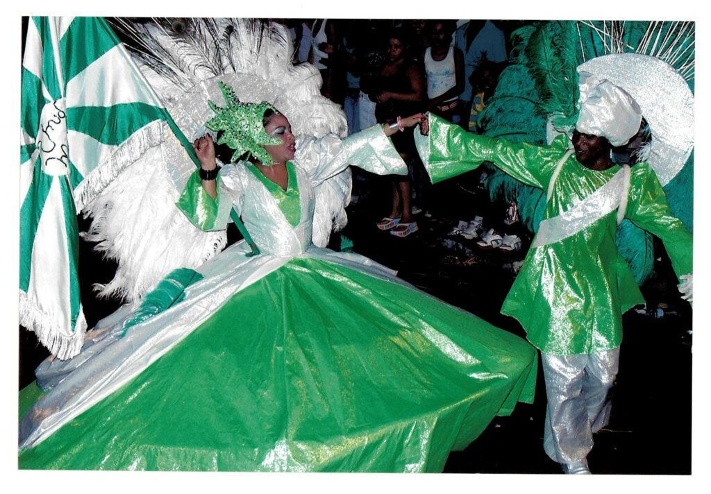 UNIDOS DO MORRO, déc.2000