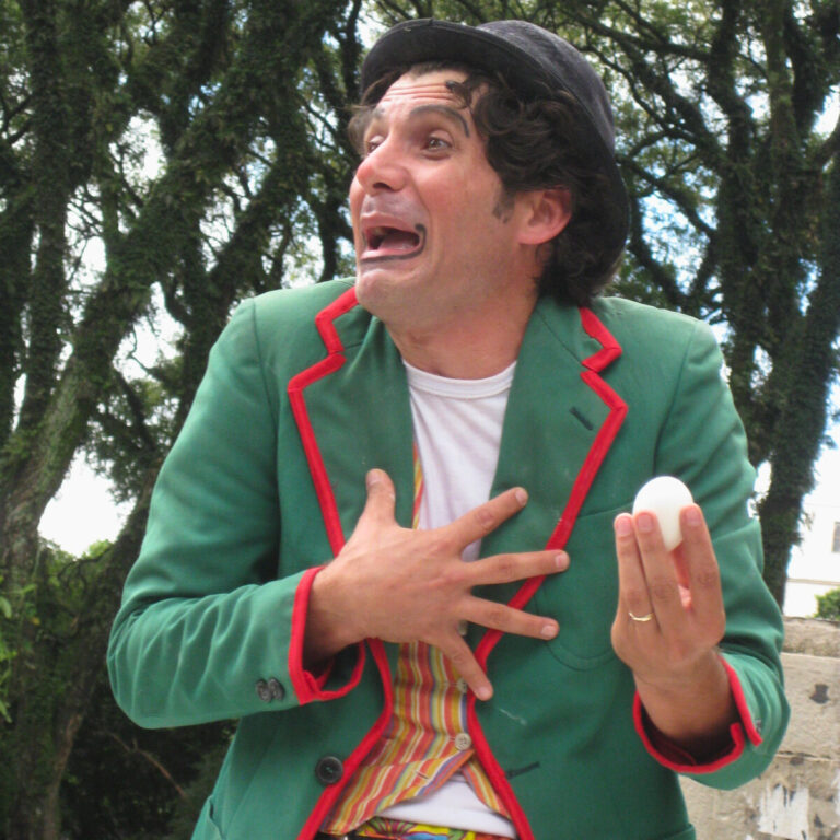 a4edbf1b-bde0-4183-90b7-6b8e21806e64-768×768