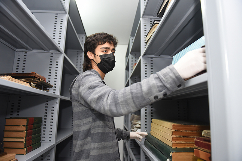 bb07d6737f95e5edb1ed95dd57d3d01d_L