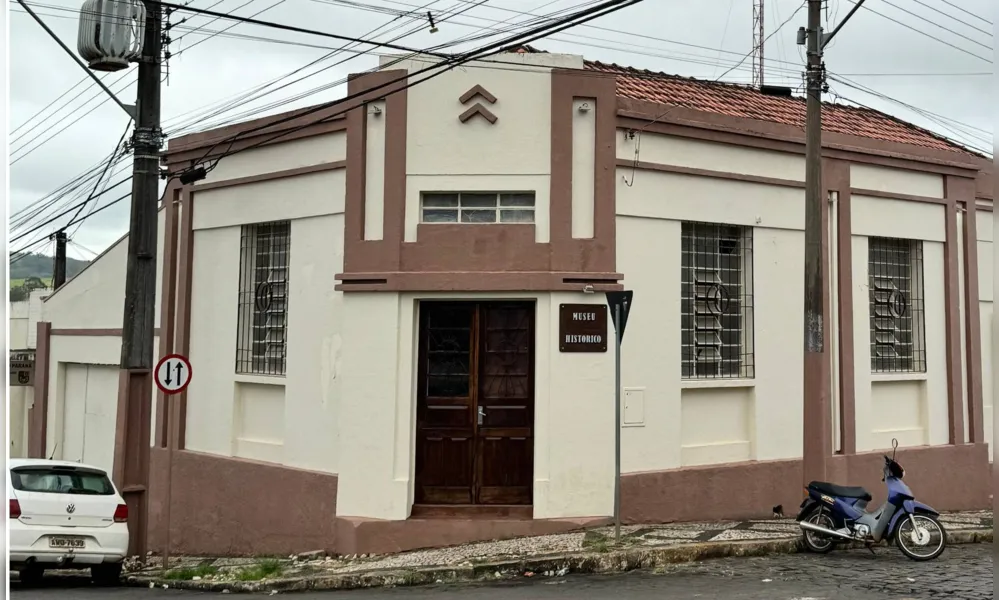 Siqueira-Campos-reabre-museu-historico-nesta-quart0324675400202402201803-14 (1)