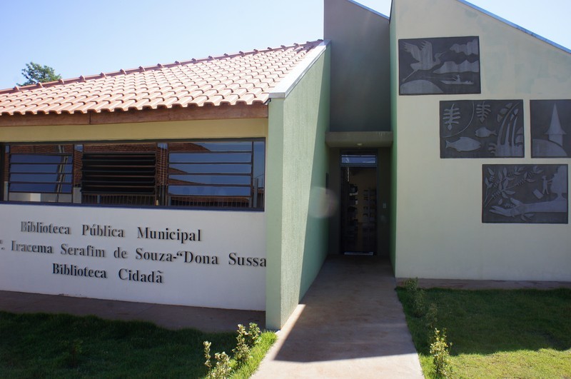 Biblioteca Cidadã Ribeirão Claro (1)